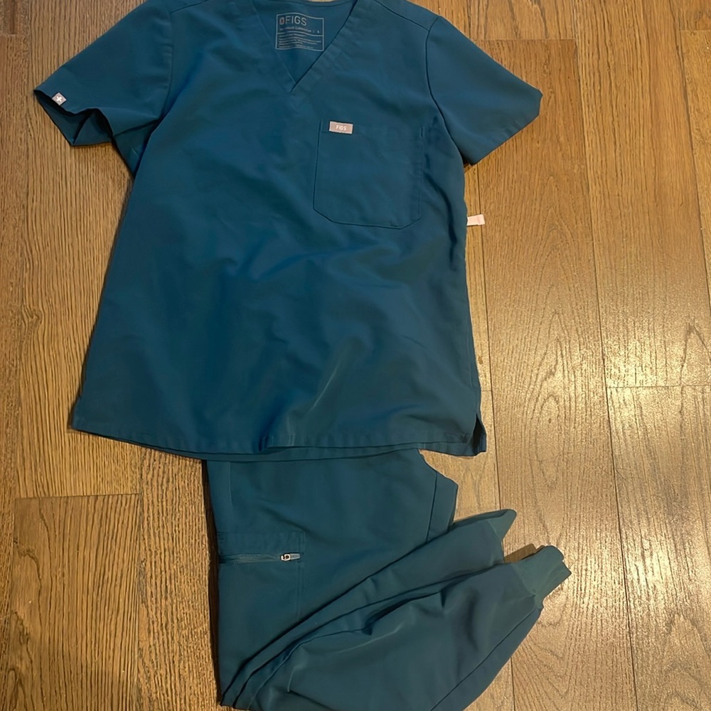 Figs carribean blue set